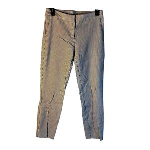 Lila Rose‎ Blue and White Cropped Pants Size 6